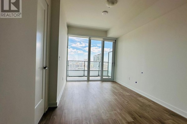 2105 - 70 Princess Street, Toronto, ON M5A0X6 Photo 5