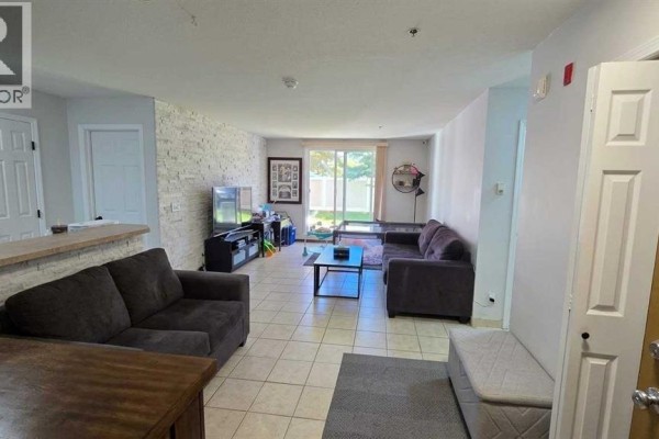 3pc Bathroom - 2106, 11 Chaparral Ridge Drive Se, Calgary, AB T2X3P7 Photo 4