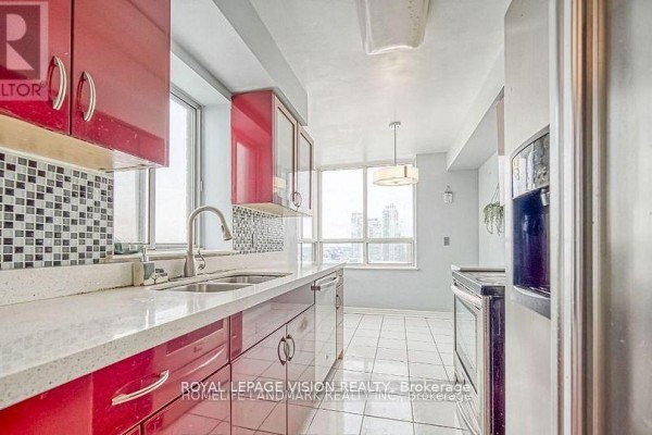 2106 - 115 Omni Drive, Toronto, ON M1P5B4 Photo 5