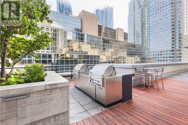 2106 - 88 Scott Street, Toronto, ON M5E0A9 Photo 5