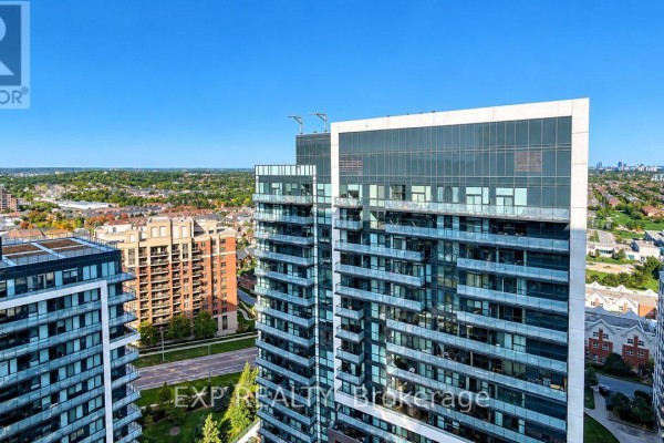 2106 - 95 Oneida Crescent, Richmond Hill, ON L4B0H5 Photo 4