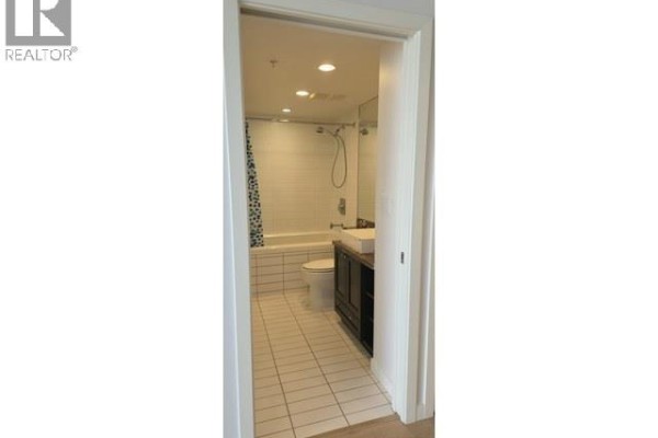 2106 4815 Eldorado Mews, Vancouver, BC V5R0B2 Photo 5