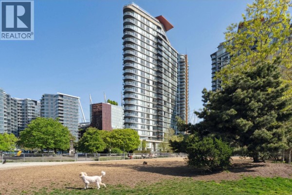 2106 918 Cooperage Way, Vancouver