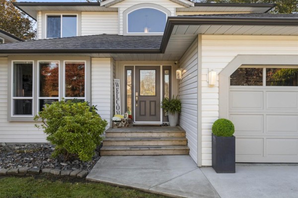 21064 91a Avenue, Langley, BC V1M2C4 Photo 2