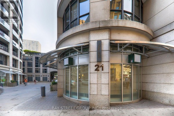 2107 - 21 Carlton Street, Toronto