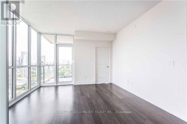 Kitchen - 2107 - 88 Sheppard Avenue E, Toronto, ON M2N6Y2 Photo 5