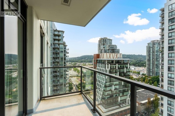 2108 3007 Glen Drive, Coquitlam, BC V3B0L8 Photo 3