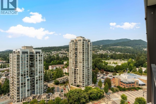 2108 3007 Glen Drive, Coquitlam, BC V3B0L8 Photo 4