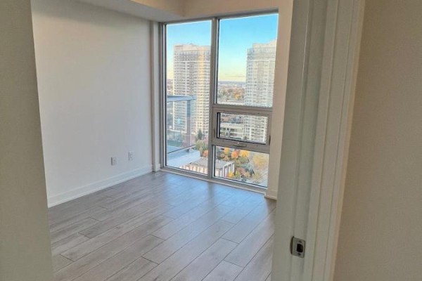 2109 - 2033 Kennedy Road, Toronto, ON M1T0B9 Photo 5
