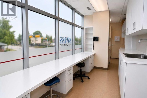 211, 2505 17 Avenue Sw, Calgary, AB T3E7V3 Photo 5
