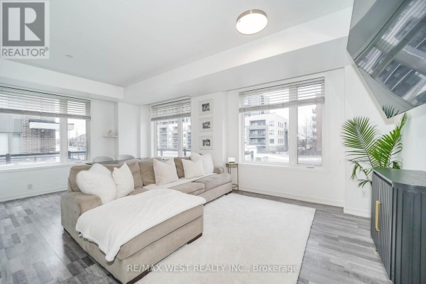 211 - 1460 Whites Road N, Pickering, ON, photo 2