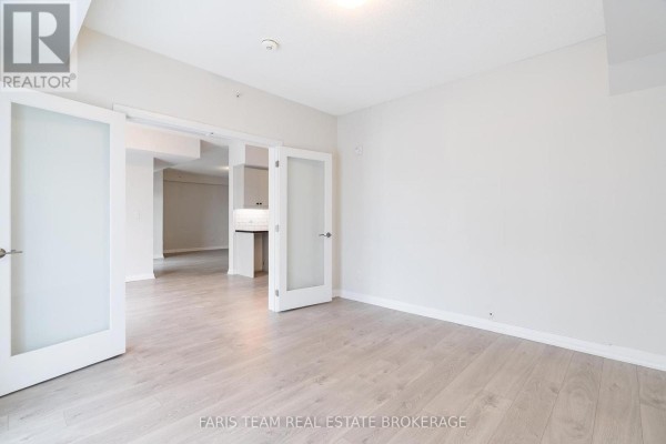 211 - 20 Koda Street, Barrie, ON, photo 2