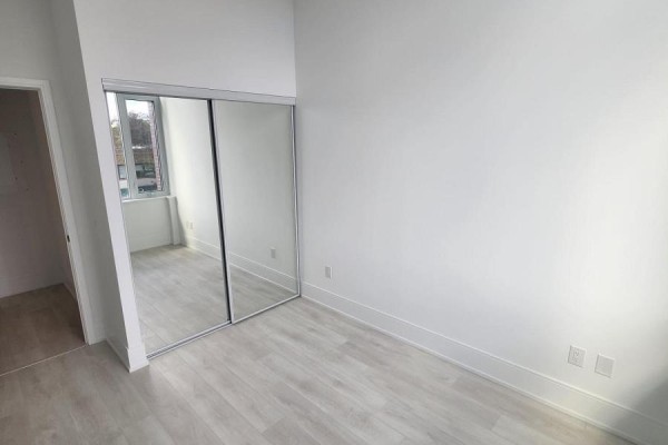 211 - 2450 Bloor Street S, Toronto, ON M6S0A9 Photo 5