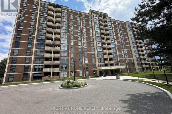 211 - 335 Driftwood Avenue, Toronto, ON, photo 2