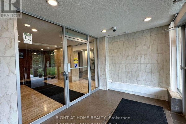 211 - 335 Driftwood Avenue, Toronto, ON, photo 3