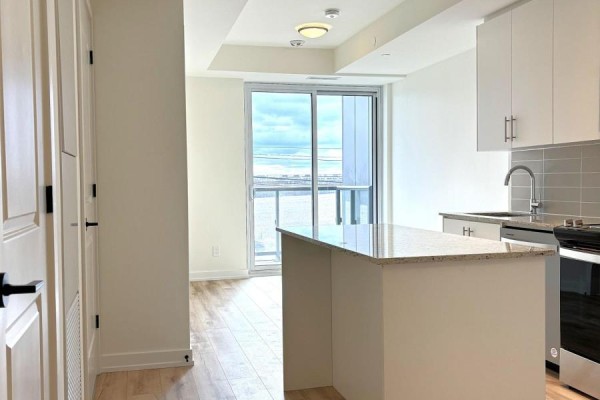 211 - 335 Wheat Boom Drive, Oakville, ON L6H7X5 Photo 5