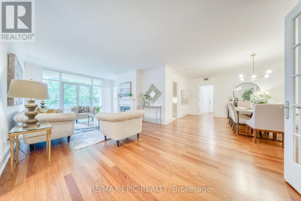Eating area - 211 - 7071 Bayview Avenue, Markham, ON L3T7Y8 Photo 4