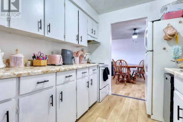 Kitchen - 211 - 72 Main Street E, Port Colborne, ON L3K5Z8 Photo 5