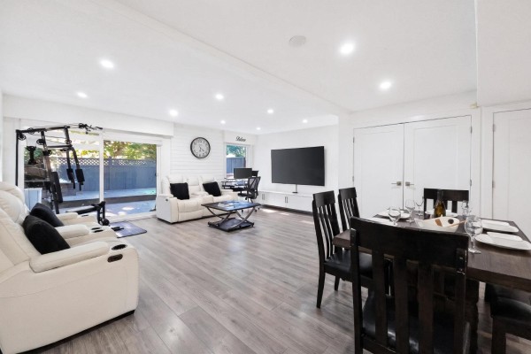 211 13931 74 Avenue, Surrey, BC V3W6G6 Photo 5