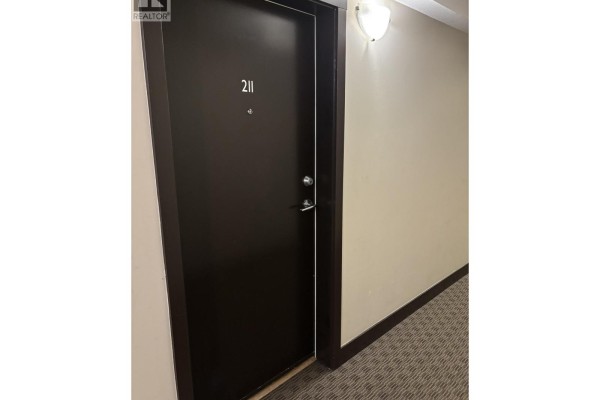 211 2150 E Hastings Street, Vancouver, BC V5L0A5 Photo 4