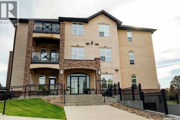 211 2150 Heseltine Road, Regina