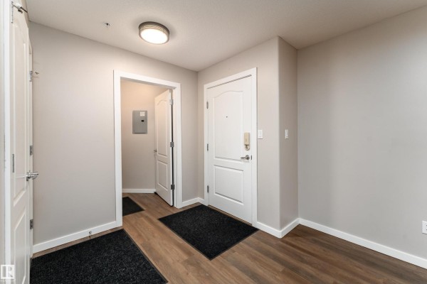 Dining room - #211 278 Suder Greens Dr Nw, Edmonton, AB T5T6V6 Photo 2