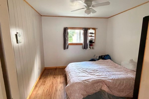 Living room - 211 3rd Street W, Meadow Lake, SK S9X1C7 Photo 5