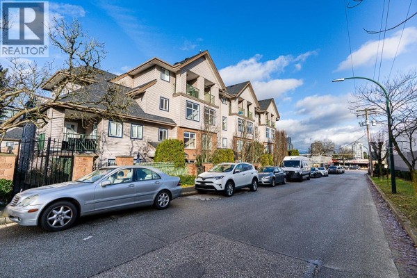 211 5625 Senlac Street, Vancouver, BC V5R6G8 Photo 4