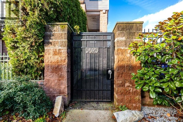 211 5625 Senlac Street, Vancouver, BC V5R6G8 Photo 5