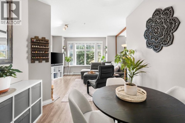211 83 Star Crescent, New Westminster, BC V3M6X8 Photo 3