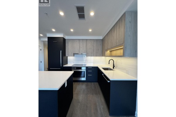 211 8398 Oak Street, Vancouver, BC V6P0L9 Photo 2