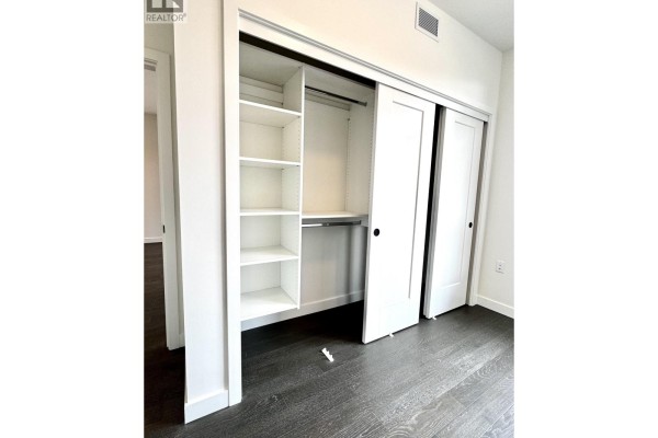 211 8398 Oak Street, Vancouver, BC V6P0L9 Photo 4