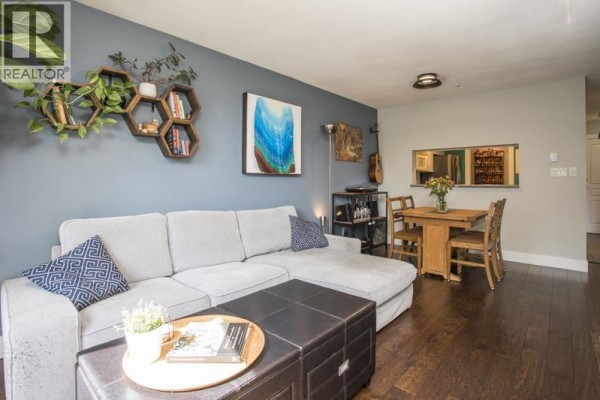 211 8460 Jellicoe Street, Vancouver, BC V5S4S8 Photo 5