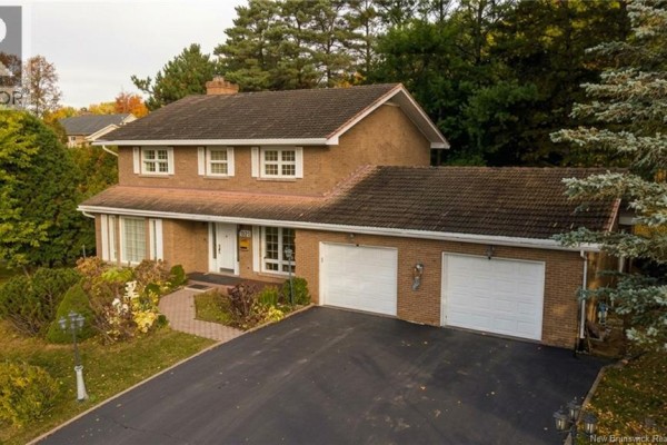 Storage - 211 Bellevue Street, Edmundston, NB E3V2E4 Photo 2