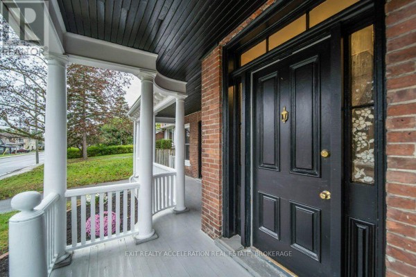 211 Bridge Street W, Greater Napanee, ON K7R2E5 Photo 4