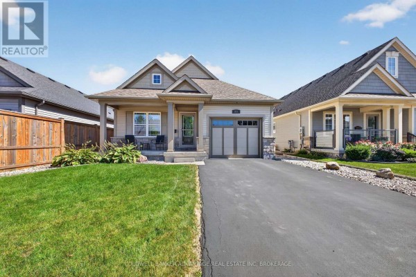 211 Classic Avenue, Welland, ON L3B0A3 Photo 3