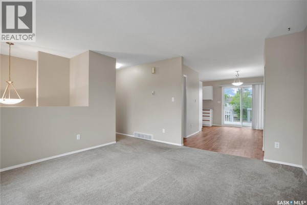 Laundry room - 211 Hedley Street, Saskatoon, SK S7N1Z9 Photo 5