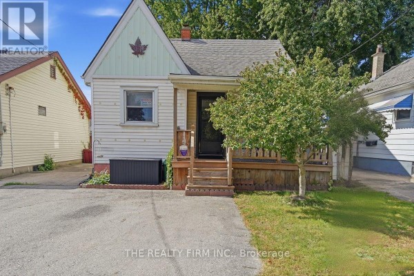 211 Highbury Avenue N, London East, ON, photo 2
