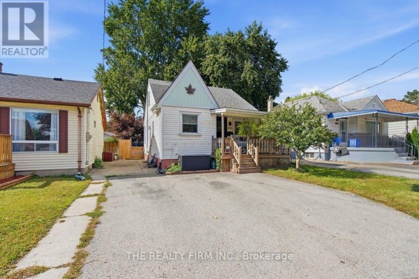 211 Highbury Avenue N, London East, ON, photo 3