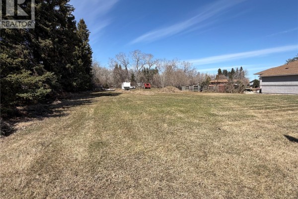 211 Laroucque Drive, Meadow Lake, SK, photo 3