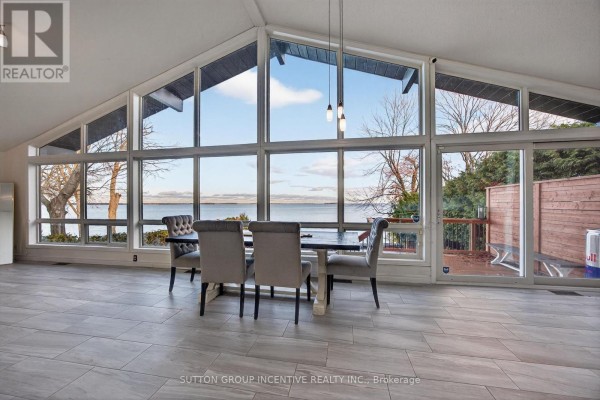 211 Moon Point Drive, Oro Medonte, ON L3V6H1 Photo 4