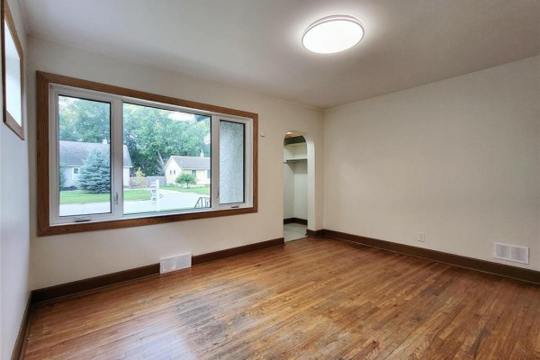 Bedroom - 211 Sutherland Avenue, Selkirk, MB R1A0M2 Photo 5