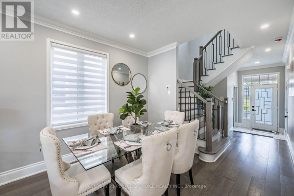 Dining room - 211 Wildberry Crescent, Vaughan, ON L4H2H7 Photo 2
