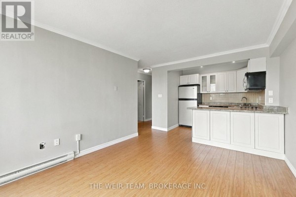 2110 - 30 Gloucester Street, Toronto, ON M4Y1L6 Photo 5