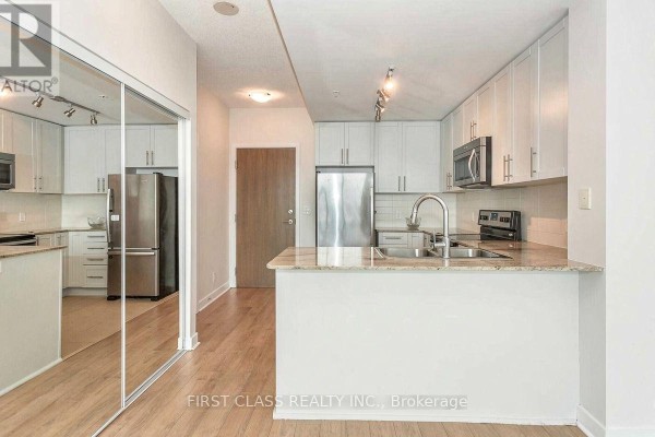 Kitchen - 2110 - 3985 Grand Park Drive, Mississauga, ON L5B0H8 Photo 3