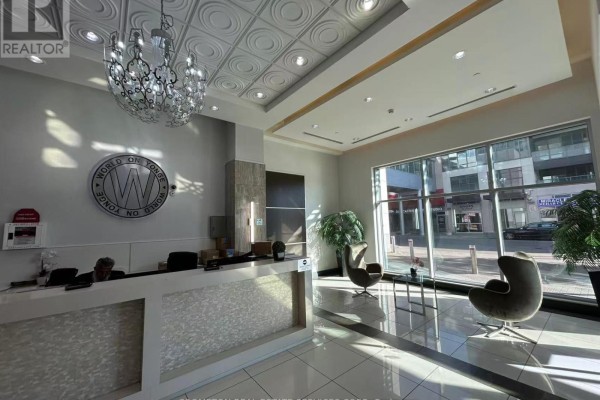 Kitchen - 2110 - 7171 Yonge Street, Markham, ON L3T0C5 Photo 3