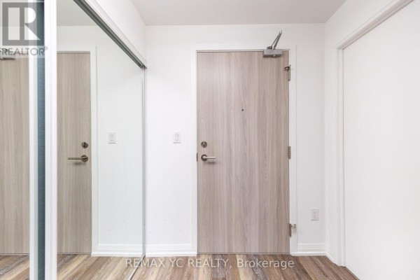 2110 - 75 Canterbury Place, Toronto
