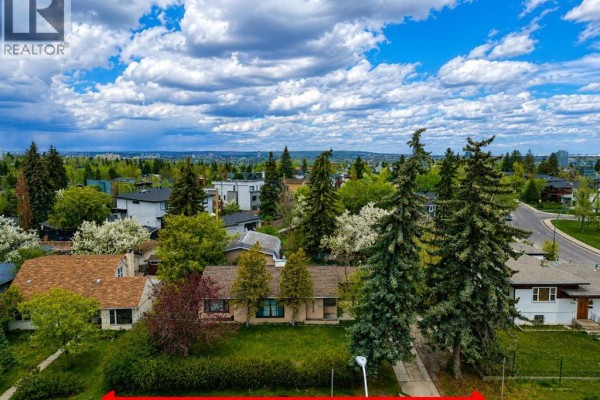 Kitchen - 2110 26 Avenue Sw, Calgary, AB T2T1E6 Photo 2