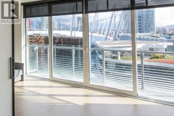 2110 89 Nelson Street, Vancouver, BC V6Z0E7 Photo 3