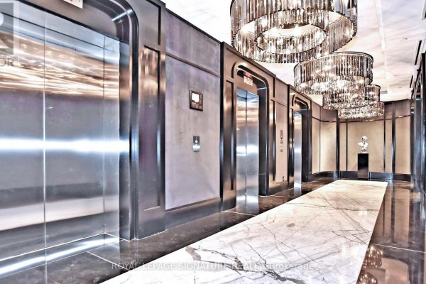 2111 - 88 Blue Jays Way, Toronto, ON M5V2G3 Photo 5